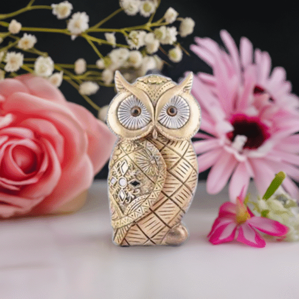 Modern Lucky Owl Showpiece – Classy Resin Home Decor Figurine - Image 3