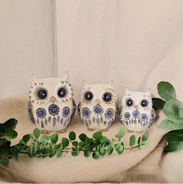 Modern Classy Lucky Owl Family (Set of 3), Resin Showpiece - Image 2