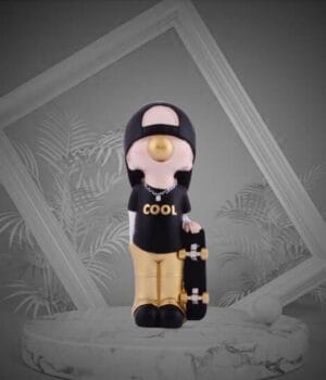 Luxury Resin Showpiece Figures for Home Decor