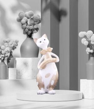 Luxury Resin Showpiece Figures for Home Decor