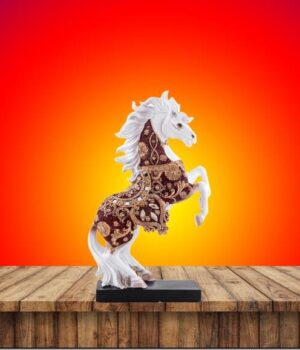 Elegant Resin Horse Sculpture for Home Decor