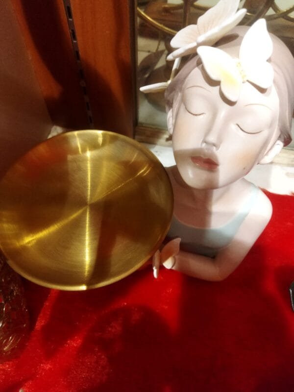 Decorative Serving Tray Statue girl | Polyresin | Showpiece - Image 2