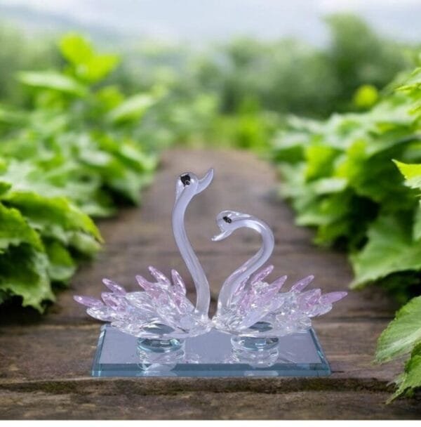 Glass Swan Figurine,Decorative Showpiece For Home And Office