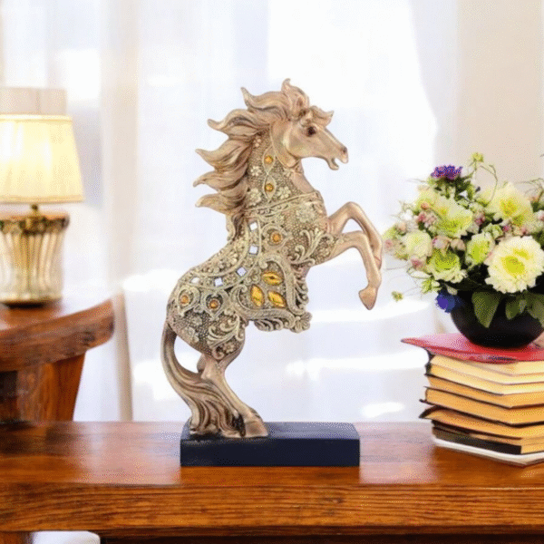 Elegant Resin Horse Sculpture for Home Decor - Image 2