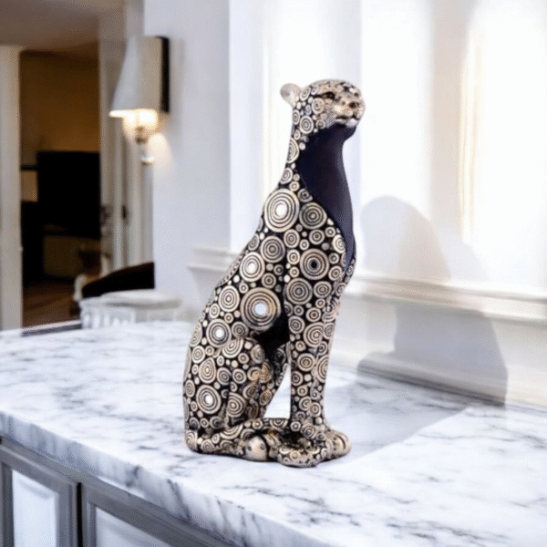 Luxury Leopard Statue ,Resin Showpiece ,Figures for Home Decor - Image 3