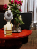Girl Figurines Luxury Resin Showpiece for Home Decor