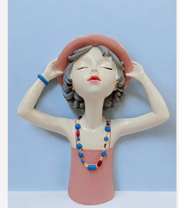Girl Figurines Luxury Resin Showpiece for Home Decor - Image 2